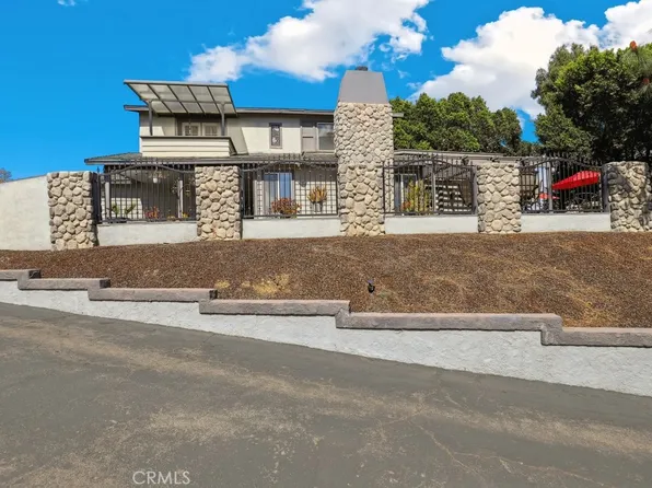 19015 Envoy Ave, Corona, CA 92881