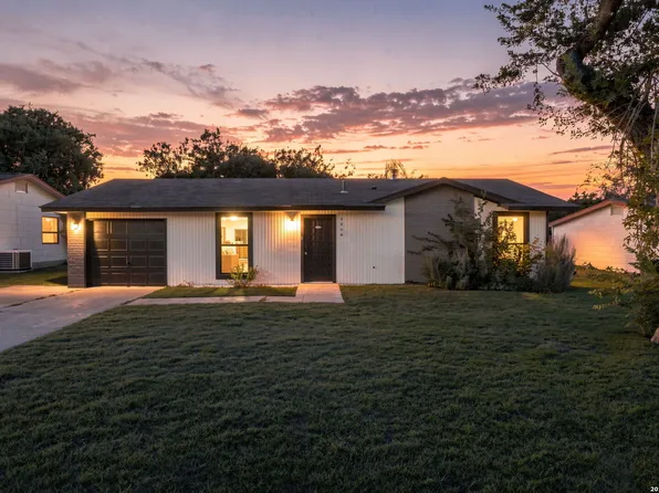 4806 Castle Brg, San Antonio, TX 78218