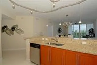 3 bed, 1468 sqft, $5,750 — Photo 2