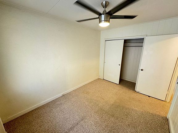 4th image of 723 Hausten St #102
