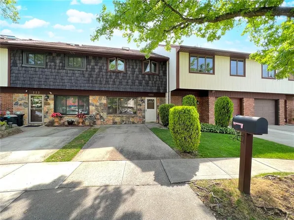 224 Rolling Hill Grn, Staten Island, NY 10312