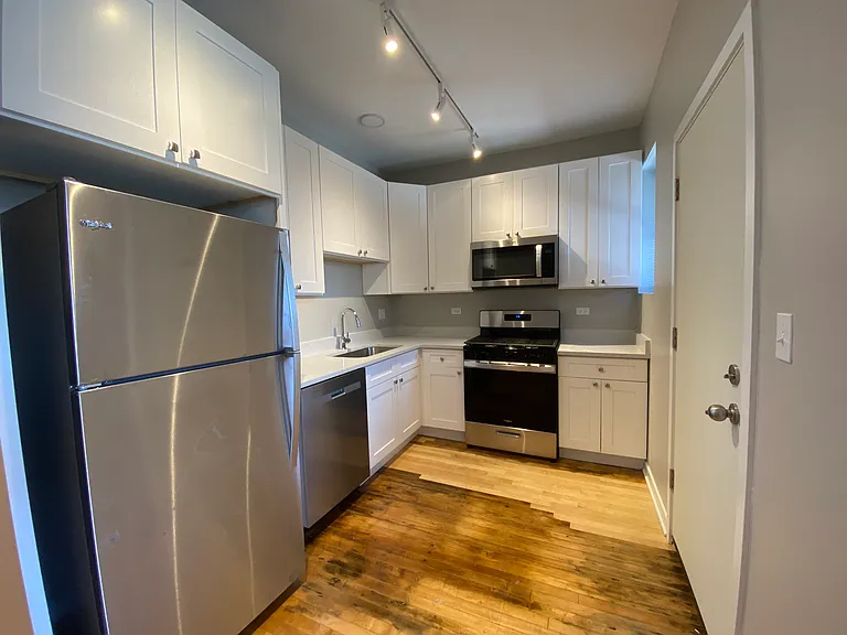 1739 W Wallen Ave #2 — Photo 3