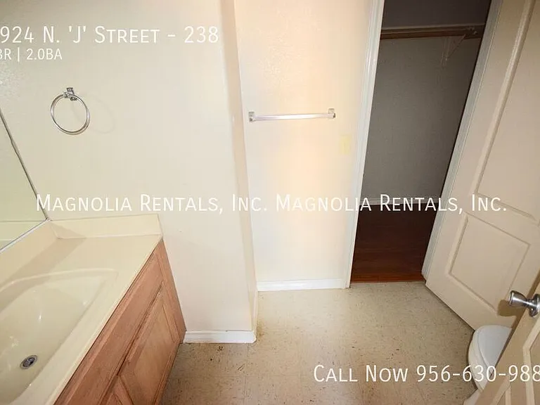 2924 N J St #238 — Photo 12