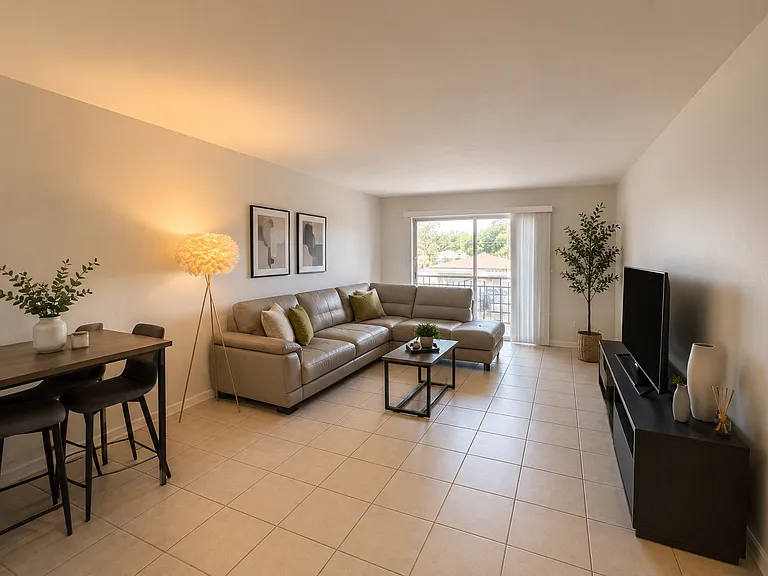 1735 Dewey St #909 — Photo 4