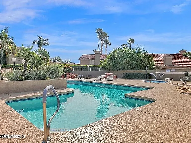 8979 E Gail Rd — Photo 28