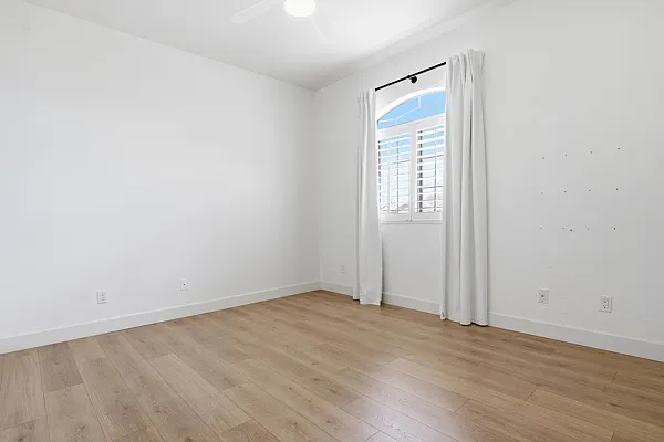 10333 E Acoma Dr — Photo 29