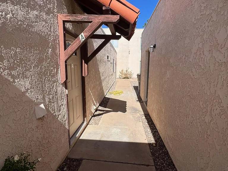4215 Calle Barona #A — Photo 19
