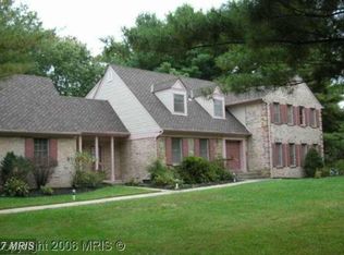 10601 Riverwood Dr, Rockville, MD 20854