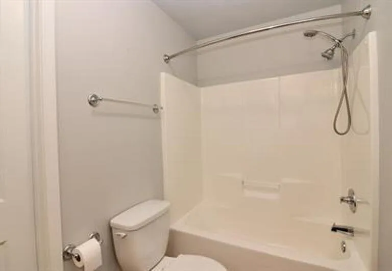 198 Collinwood Dr — Photo 13