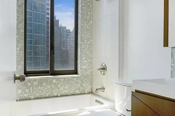 Rented by Compass | media 14