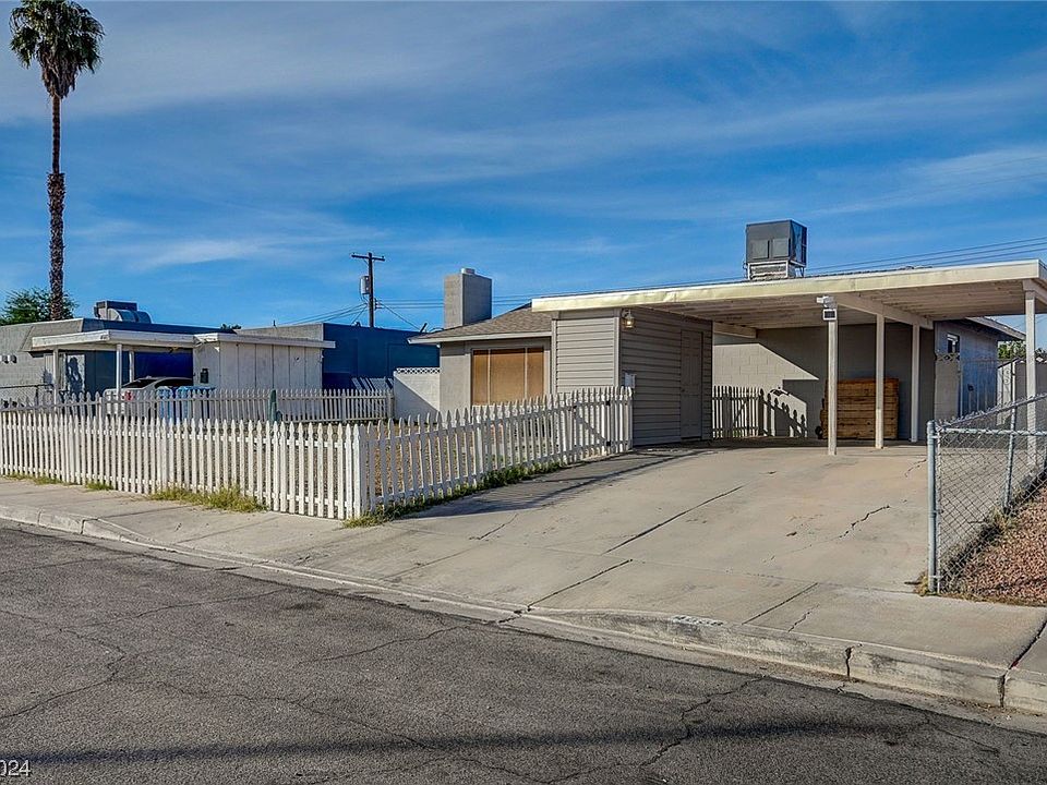 1st image of 4668 Sun Valley Dr