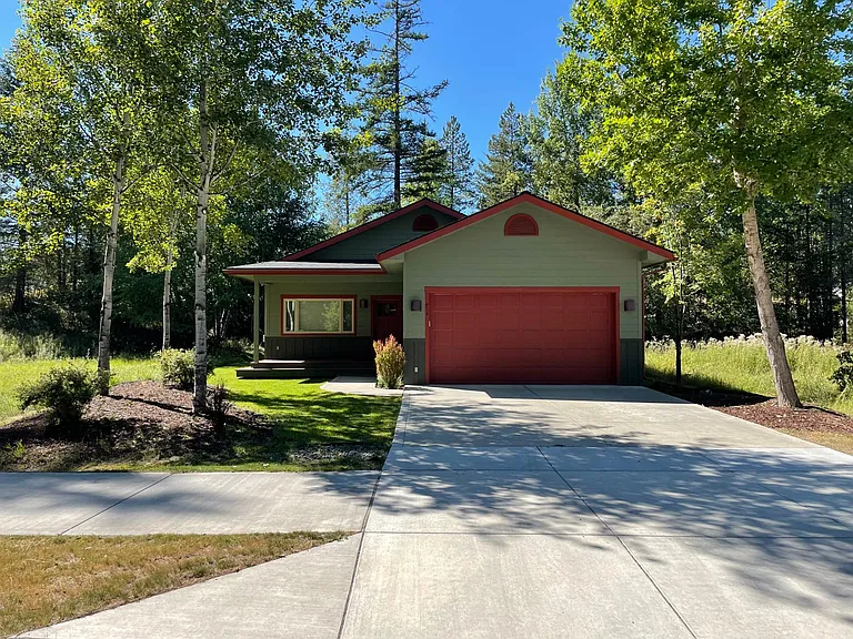 714 State Park Rd — Photo 1