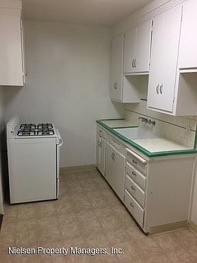 2nd image of 1204 P St APT 5