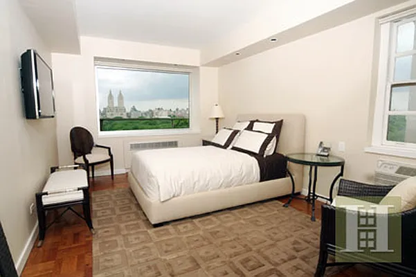 Rented by Halstead Real Estate | media 3