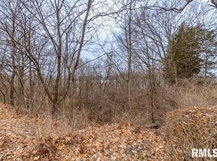 Fondulac Dr, East peoria, IL 61611