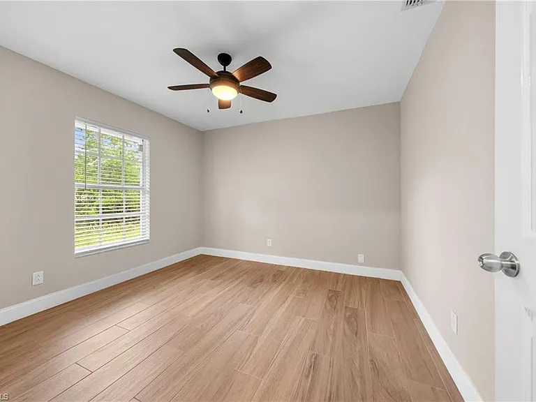 4160 5th Ave SW — Photo 24