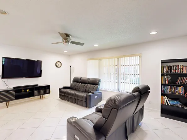 5145 Lakefront Boulevard #D, Delray Beach, FL 33484
