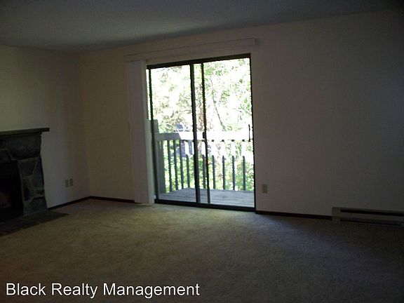 4th image of 2301 S Southeast Blvd APT 3