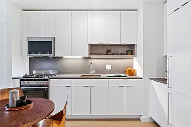 Rented by Living New York