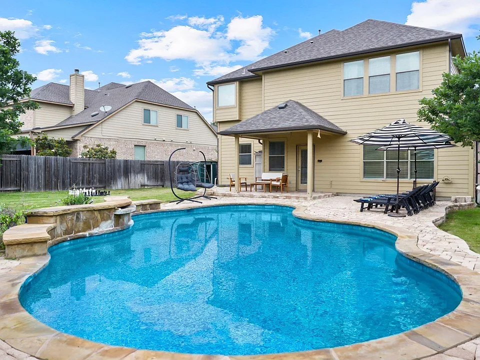 3709 Glastonbury Trl