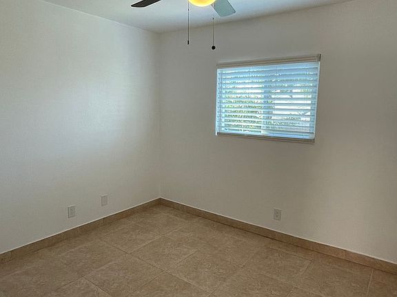2nd image of 980 W Bishop St Unit 18