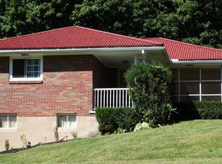 9895 Neuhart Blvd, Wexford, PA 15090