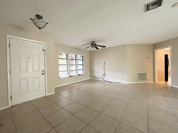 4th image of 4361 Arrow Ave