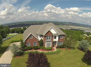 108 Mountain View Dr, Etters, PA 17319