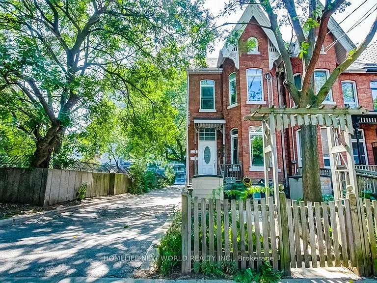 92 Seaton St #B — Photo 2