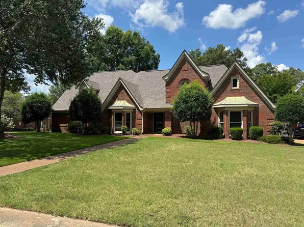 2831 E Levee Oaks, Collierville, TN 38017