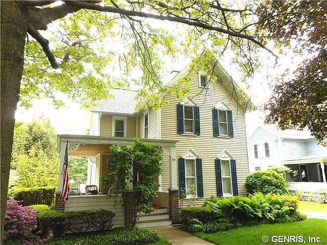 1st image of 17 Lincoln Ave