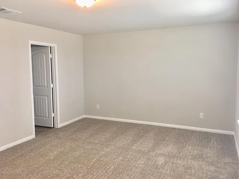 3073 Blantyre Bnd — Photo 12