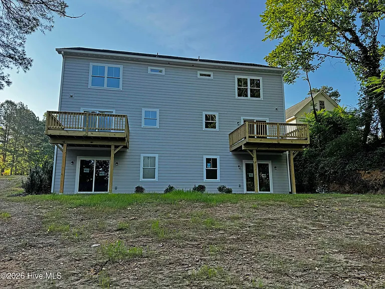 211 N McNeill St — Photo 17