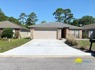 1978 Catline Cir, Navarre, FL 32566
