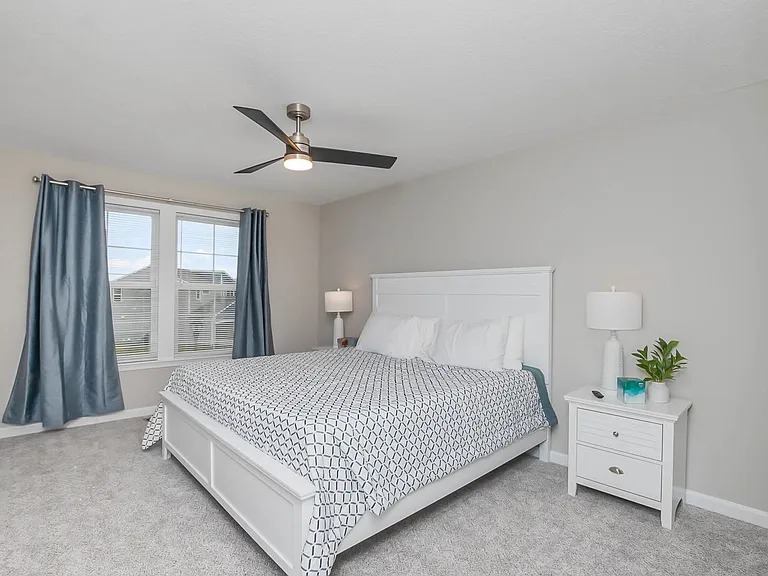 5762 Azra Ct — Photo 18