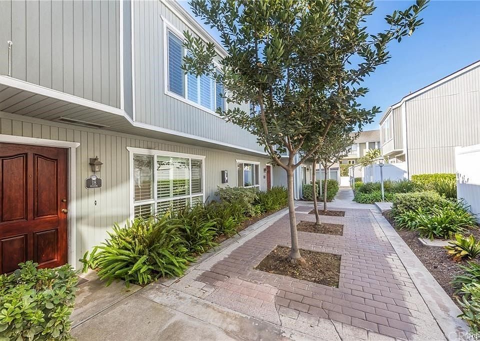 1st image of 18 Seaside Cir #38