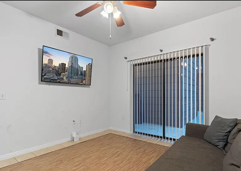 2517 Pearl St #312 — Photo 10