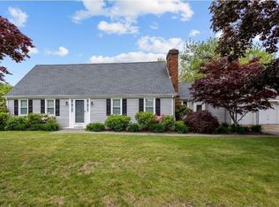1372 Gardners Neck Rd, Swansea, MA 02777