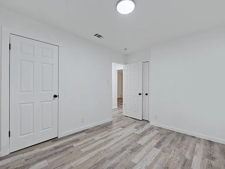 2303 Cedrick Cv #C — Photo 13