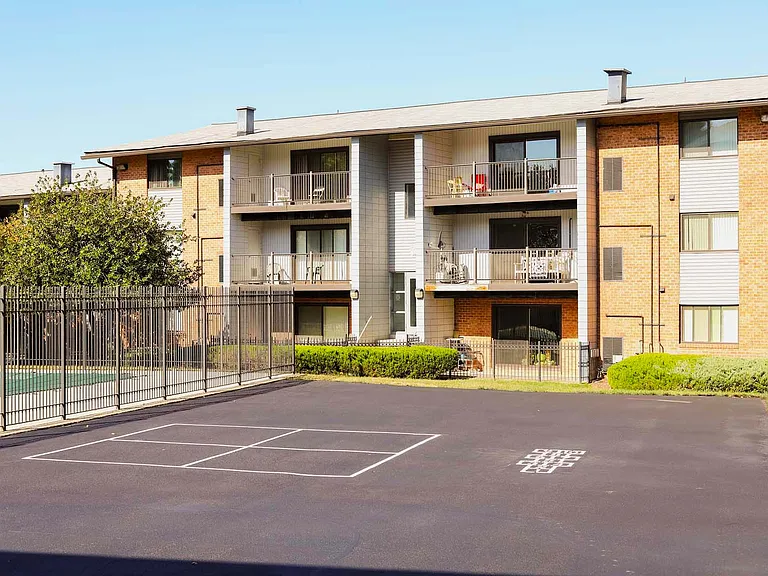 Park View at Bladensburg - 55+ — Photo 11