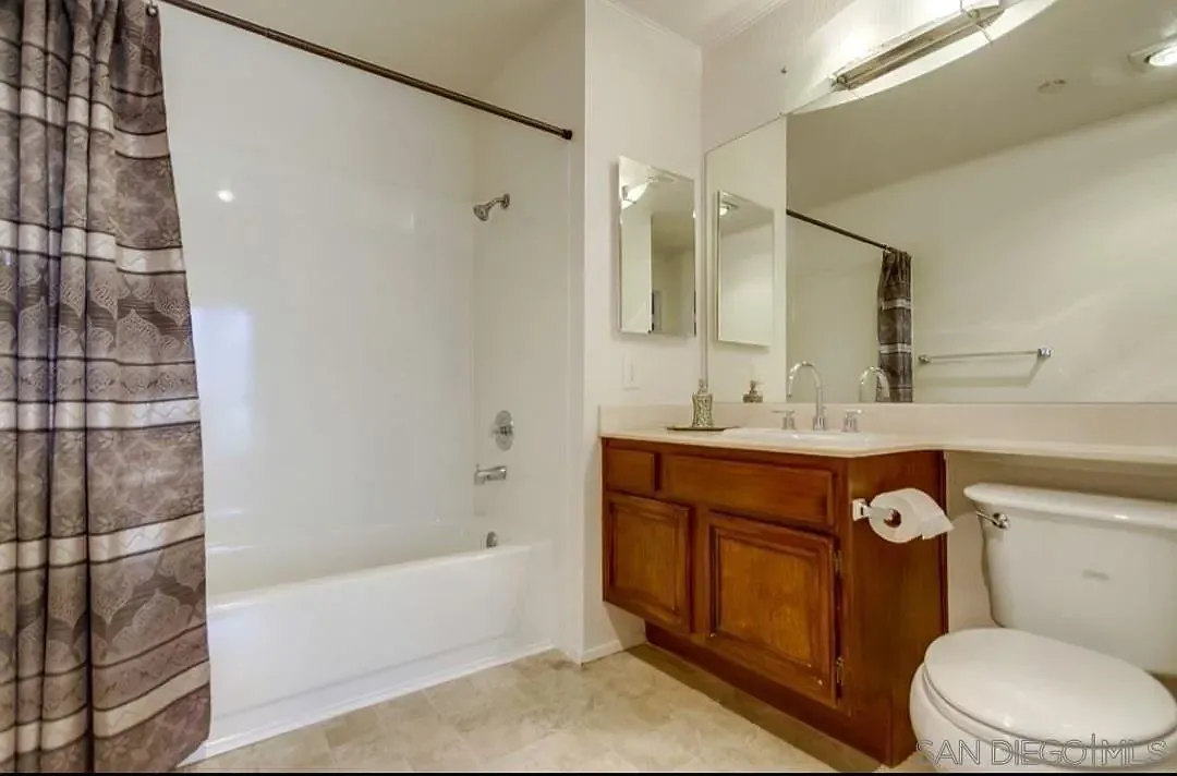 1 bed, 1.0 bath, 666 sqft, $2,475 — Photo 4