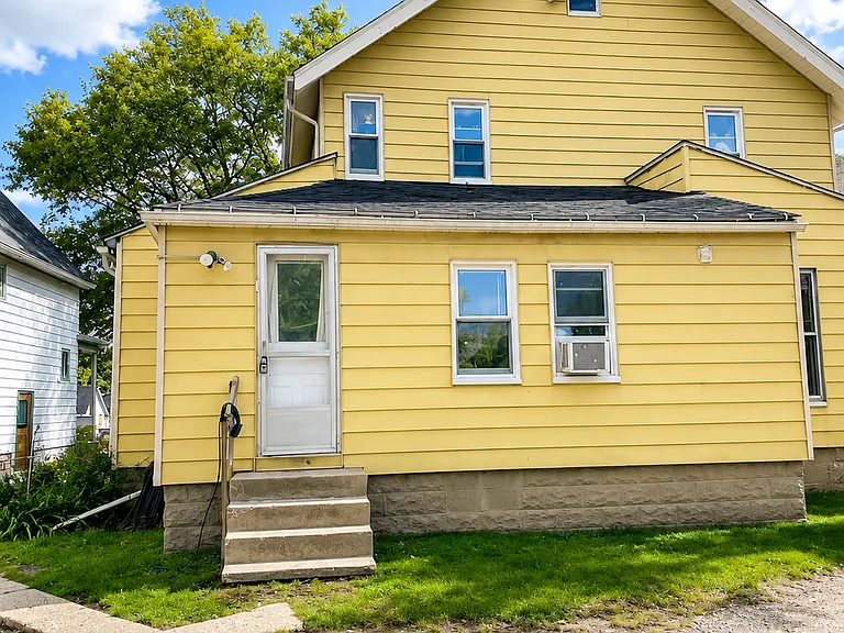 714 W Liberty St #1 — Photo 15