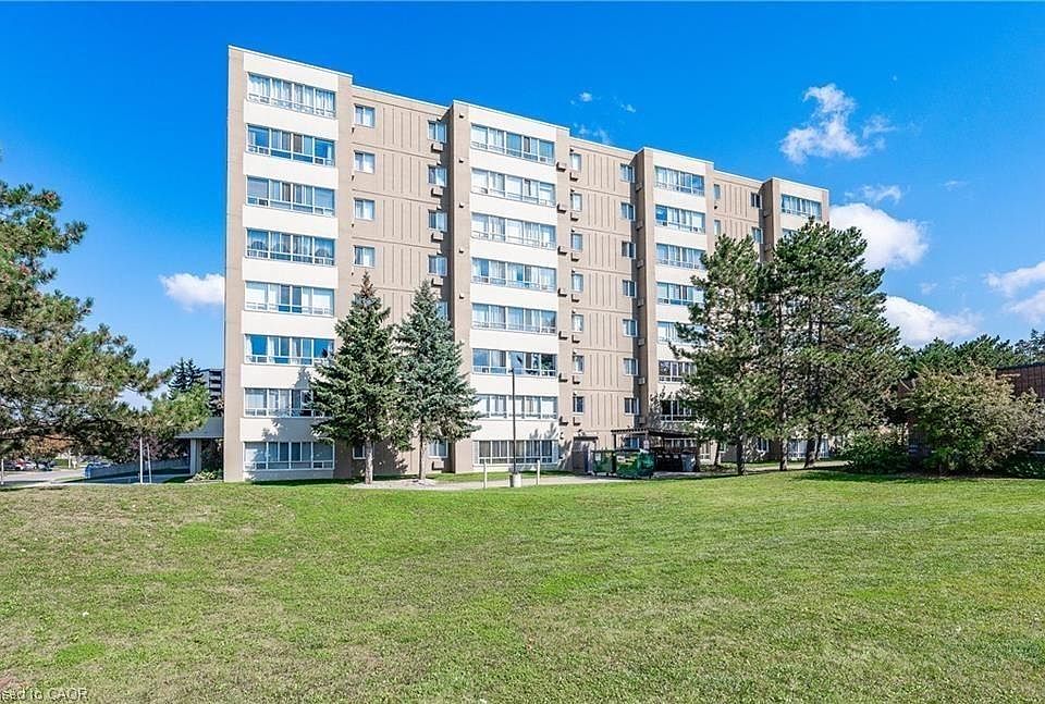 1st image of 65 Highland Cres #804