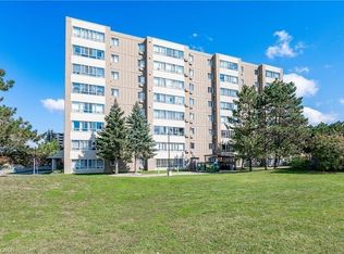 65 Highland Cres #804, Kitchener, ON N2M5M8