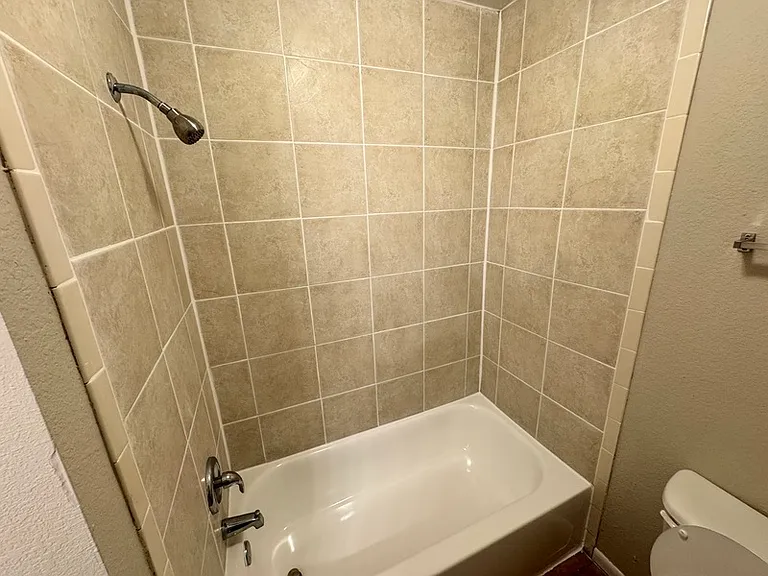 2969 Loving Ave — Photo 10