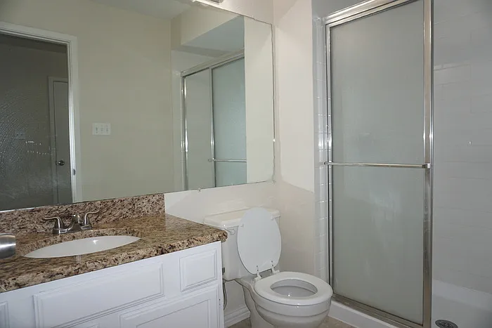 2609 Hamilton Dr — Photo 17