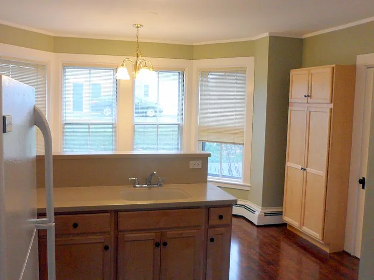 45 Court St — Photo 7