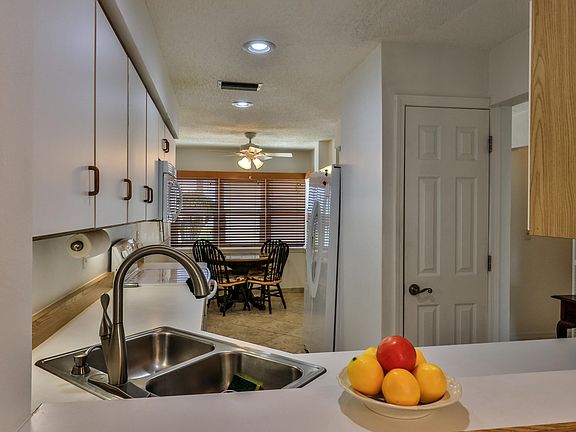 4th image of 184 Florida Shores Blvd