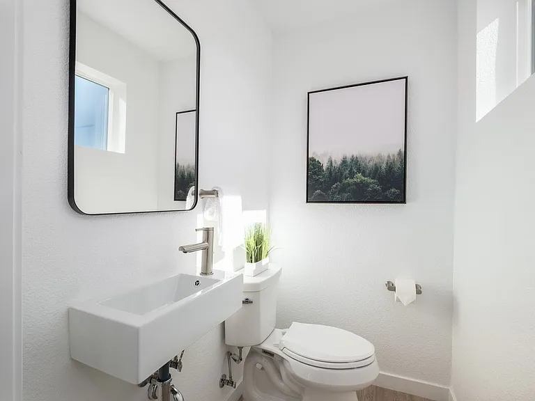 307 Pine St — Photo 13