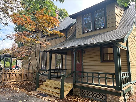 2nd image of 864 Salt Springs Rd